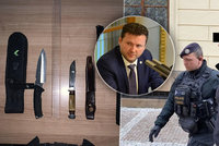 Muž s nožem vyděsil poslance. Vondráček řeší bezpečnost Sněmovny, zpřísní kontroly?