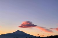 UFO v Kalifornii? Američané obdivovali na nebi „mimozemskou“ podívanou