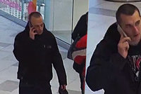 VIDEO: Jeden zabaví obsluhu, druhý telefonuje a krade! Mazaní zloději v Praze převezli řadu prodavačů