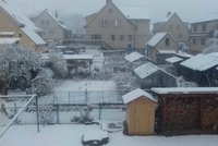 Česko zasáhly mráz a sníh, bylo až -13 °C. Pozor na ledovku a sledujte radar Blesku