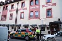 Koronavirus v pražském domově pro seniory v Michli: Zemřelo už 6 stařečků, 36 je nakažených