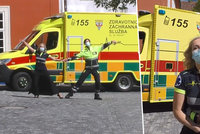 Dojemné video pražských záchranářů! Předvedli tak trochu jiný „koronavirový tanec“: Díky, že nám pomáháte
