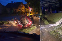 Povodňové drama na Olomoucku, sledujte radar Blesku. Jeden mrtvý, desítky zachráněných