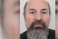 Záhadné zmizení muže (52) na Náchodsku: Odjel na nákup, našli jen jeho auto