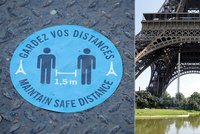 Eiffelova věž se znovu otevírá: Žádný výtah, všude dezinfekce a povinné rozestupy