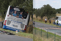 U Divišova se srazil autobus s autem: Mnoho lidí utrpělo zranění!