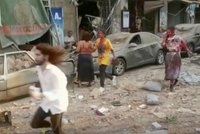Série výbuchů otřásla Bejrútem: Desítky zraněných, vyražená okna a lidé pod troskami