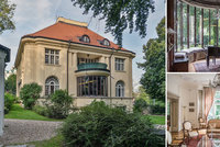Honosná vila v pražské Bubenči: Bydleli v ní diplomaté, nyní je na prodej. Majitelé požadují 160 milionů