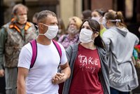 Hřib překvapil: Od středy v pražských obchoďácích nutné roušky. Ať si říká, co chce, nesouhlasí hygiena
