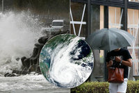 Evakuace 200 tisíc lidí a obavy. K Japonsku se řítí „Bůh moře“, krátce po jiném tajfunu