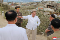 Kim Čong-un zuřil kvůli škodám po tajfunu. Úředníky, kteří neochránili lidi, potrestá