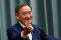 Z mluvčího premiérem. Japonsku bude vládnout spojenec nemocného exšéfa