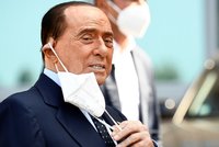 Expremiér (84) skončil znovu v nemocnici. Vyhýbá se Berlusconi soudu za úplatky?
