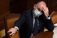 Koronavirus ONLINE: Uvolnění v ČR nejdřív za tři týdny, míní Blatný. A 11 549 případů za pátek