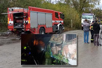 Čtyři mrtví po tragickém požáru v Brně: Hasiči našli těla v troskách odstaveného vagonu