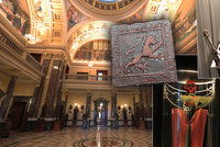 FOTO: Takhle vypadá vylidněné Národní muzeum! Prázdné chodby i sály, výstavy probíhají bez návštěvníků