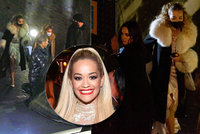Krásná Rita Ora má problém: Za nelegální večírek v době pandemie pokuta 300 tisíc