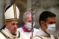 Boží hod je nejdůležitější svátek Vánoc. Papež promluví ke křesťanům, přinese poselství