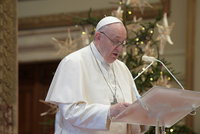 Papež ve vánočním poselství mluvil o vakcínách a covidu. „Všichni jsme na jedné lodi“