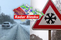 Jihovýchod Česka sevřel sníh. Silnice namrzají a je na nich „břečka“, sledujte radar Blesku