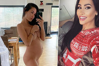 Nejodvážnější fotky těhotné modelky Nikol Dotkové: Nahá před zrcadlem!