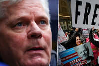 Rána pro Assange po radostné zprávě: Z vazby propuštěn nebude, rozhodl britský soud