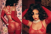 Rihanna dráždí všechny smysly: Sexy pózovačka v nestydatě průsvitném prádelku!