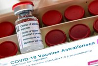 Vakcíny AstraZeneca: V USA účinnost 79 %, v Evropě důvěra oslabila, potvrdil průzkum