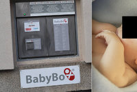 Do strakonického babyboxu někdo odložil miminko (3 měs.): Na hlavě mělo kulicha a v puse dudlík