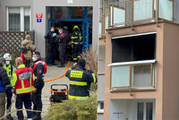 V Bohnicích hořel byt v Řepínské ulici. Hasiči evakuovali 20 lidí