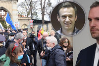 Další demonstrace kvůli Rusku, tentokrát za svobodu Navalného: Do ulic vyrazil i primátor Hřib