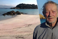 Italský „Robinson Crusoe“ se chystá opustit ostrov. V růžovém ráji žil osamocen 32 let
