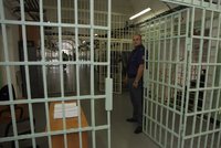 Vězeň hrozil otravou vody v Česku. Chtěl propuštění a 10 milionů, inspiroval se televizním seriálem