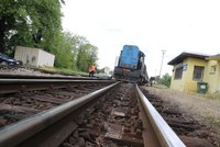 Tragédie u Kolína: Vlak srazil člověka, na místě zemřel