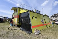 „Skutečně strašné,“ popsali pražští záchranáři spoušť na Moravě. Pomohli lékaři, který přišel o ordinaci