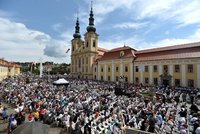 Hromadná akce pro 15 tisíc lidí v Česku: Poutní mše na Velehradě dala zapomenout na restrikce