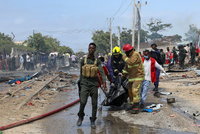 Krvavý útok v Somálsku: Přes 10 mrtvých po výbuchu auta na rušné křižovatce